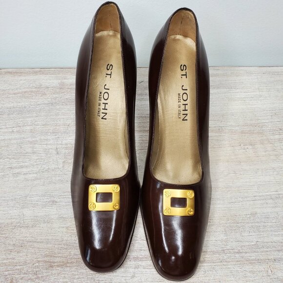 ST. JOHN Classic Brown Patent Heels w/Gold Hardware | Size: 8AA - Picture 4 of 9